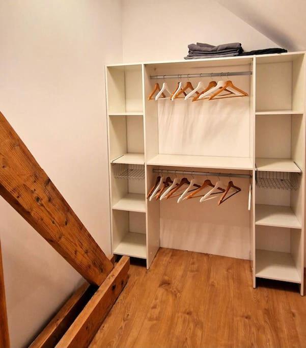 Appartement Charmant Et Spacieux Auxerre Bagian luar foto