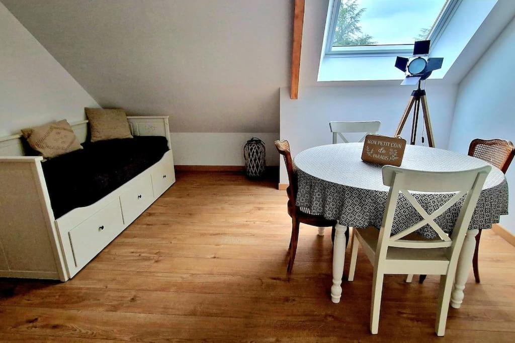 Appartement Charmant Et Spacieux Auxerre Bagian luar foto